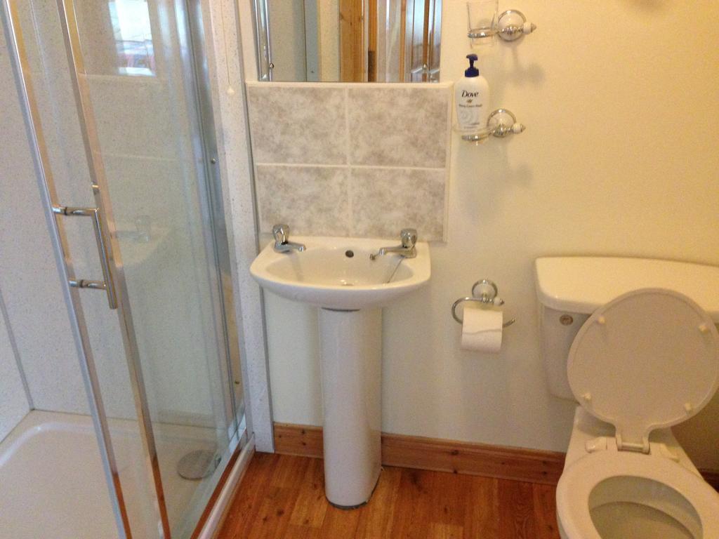 Seawater View Accomadation - Accommodation Only Red Castle Room photo